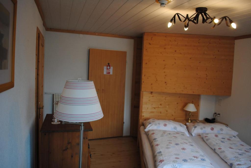 Chalet Hotel Adler Ag Kandersteg Chambre photo
